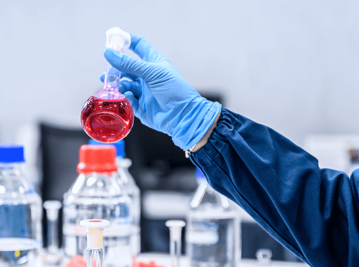 Ricerca e Sviluppo di prodotti farmaceutici in laboratorio